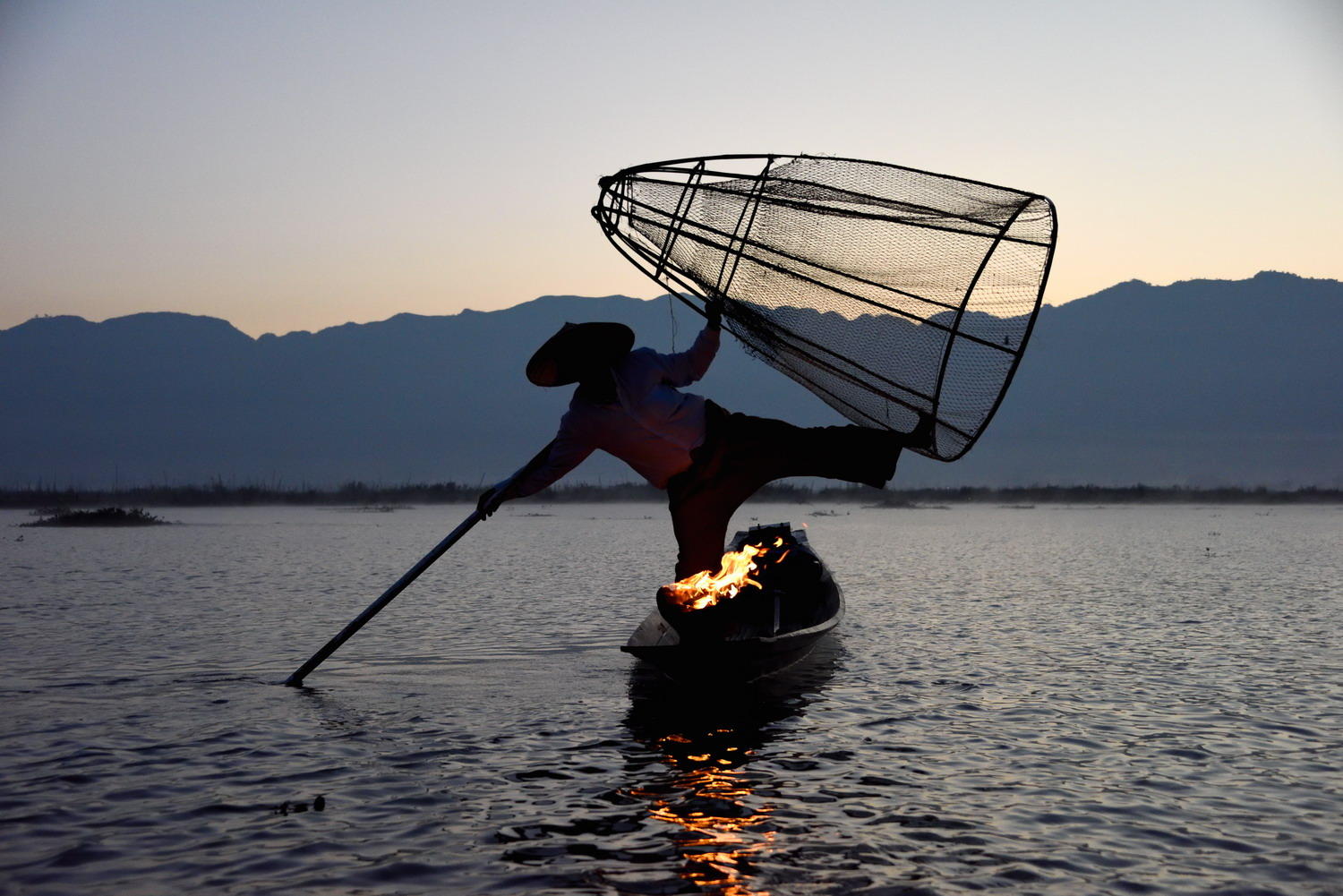 DSC_10636_1A1 - Inle Lake Fisherman