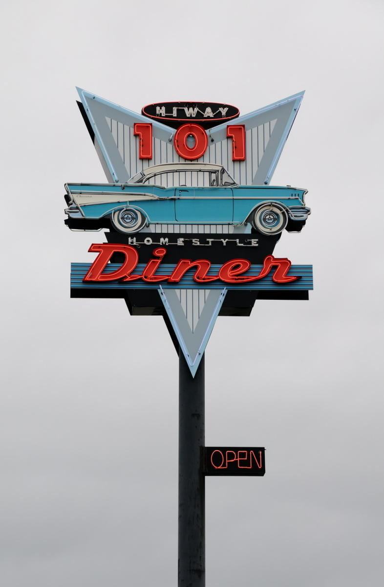 DSC_1017_A - Highway 101 Diner