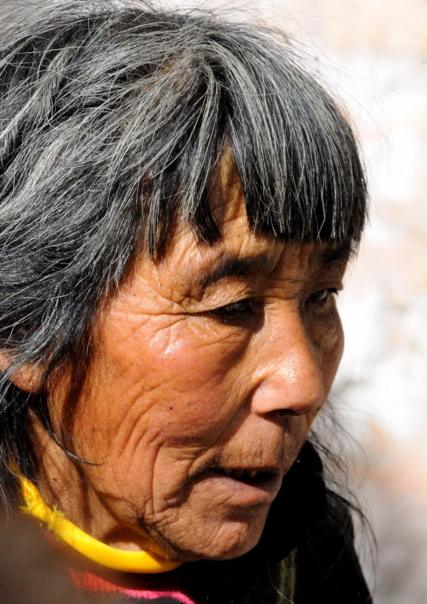 DSC_0212A - Tibetan Woman