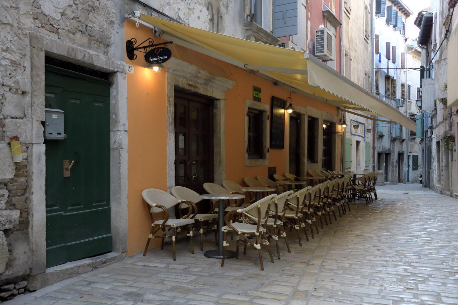 DSC_5330_1A1 - Prima Aroma Sidewalk Cafe (Rovinj)