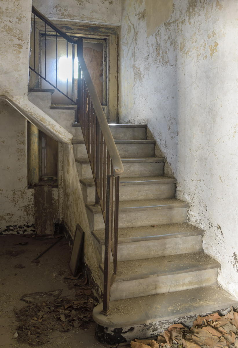 DSC_6757_1A2 - Stairway
