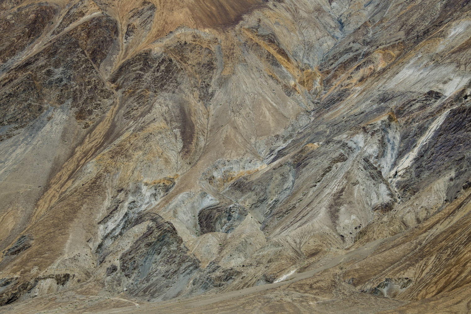 DSC_2501_1A2 - Rock Formations (Indus Valley Road)