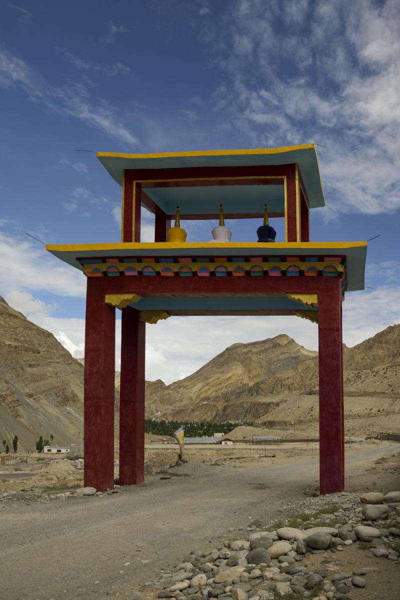 DSC_2542_1A1 - Indus Valley Road Gateway