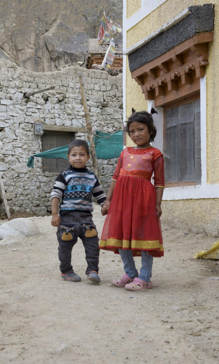 DSC_2724_1A2 - Children (Skurbuchan Village)