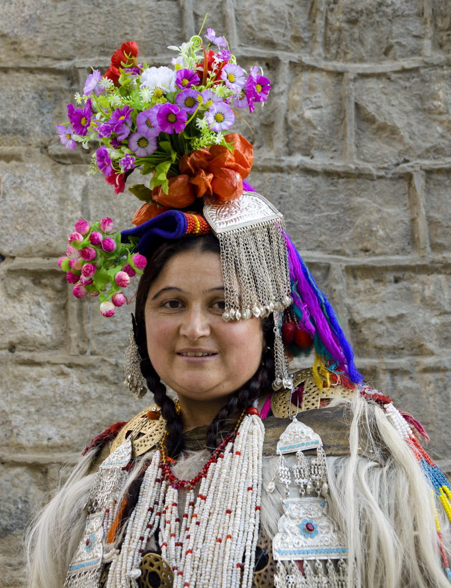 DSC_3295_1A2 - Young Dard Woman (Dah Village)