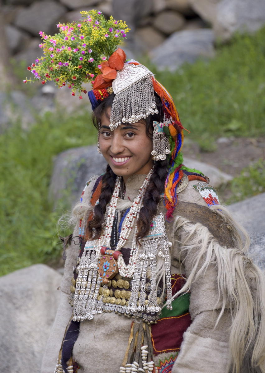 DSC_3712_1A1 - Young Dard Woman (Dah Village)