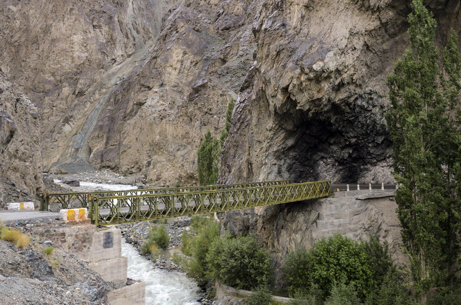 DSC_8073_1A2 - Bailey Bridge Over the Shyok River