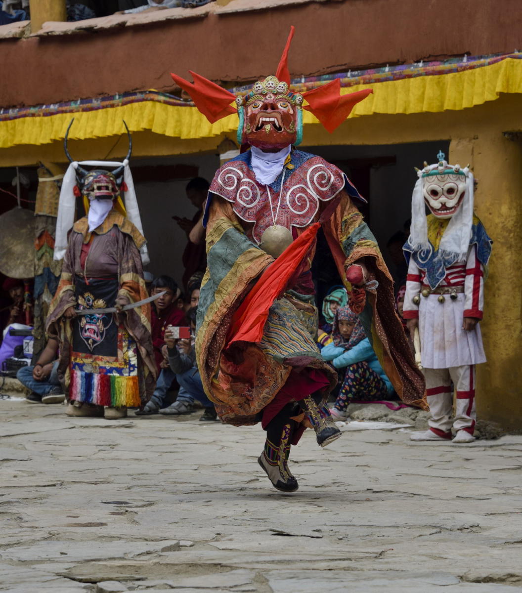 DSC_8876_1A2 - Korzok Gustor Festival Dancer