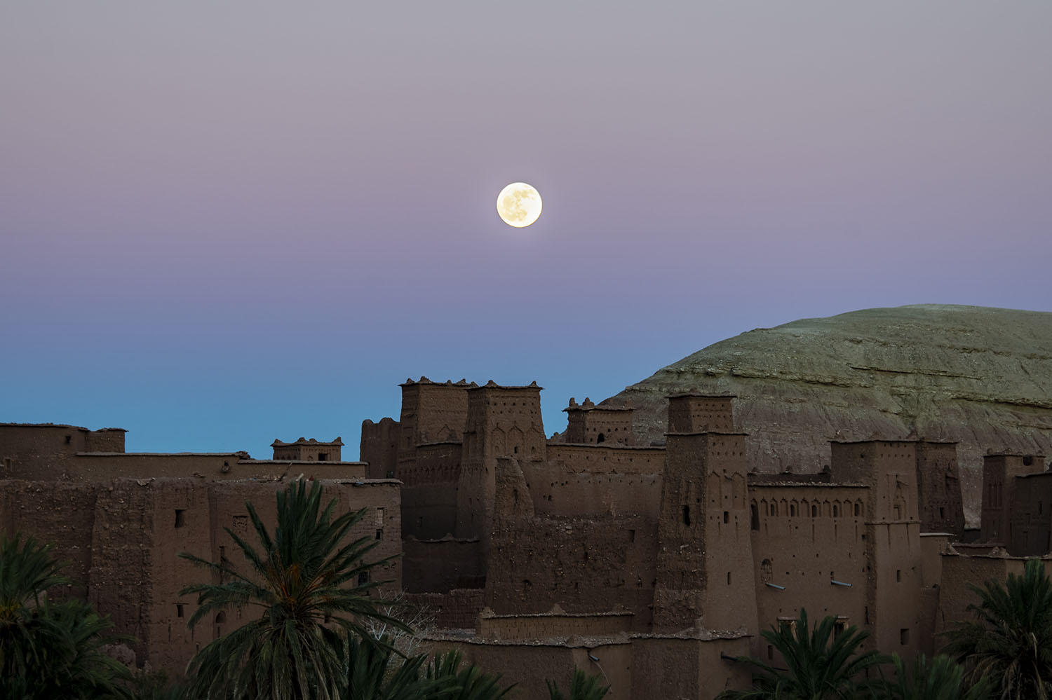 DSC_12344-HDR2 - Moonrise (Ait Benhaddou)
